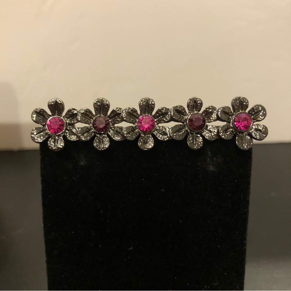 1928 Brand brooch- gunmetal, 5 flowers with pink rhinestones - Picture 5 of 8